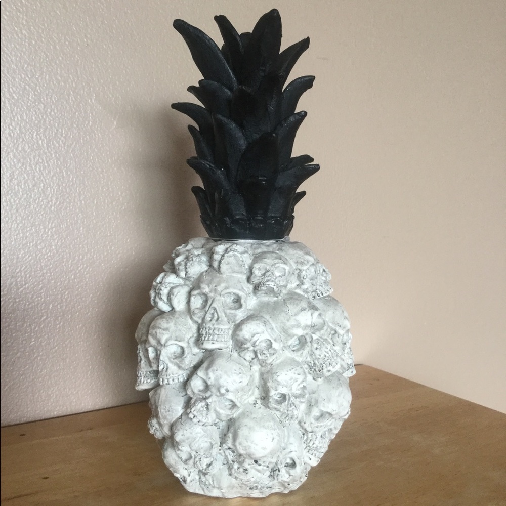 Skull Pineapple Target Hyde & Eek Halloween Decor